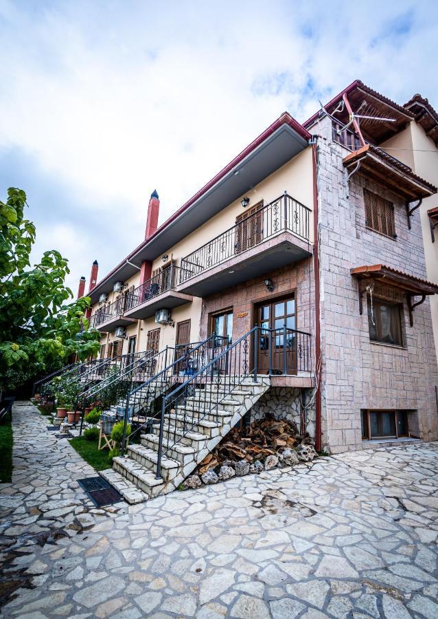 Enastron Hotel Kalavryta Exterior foto