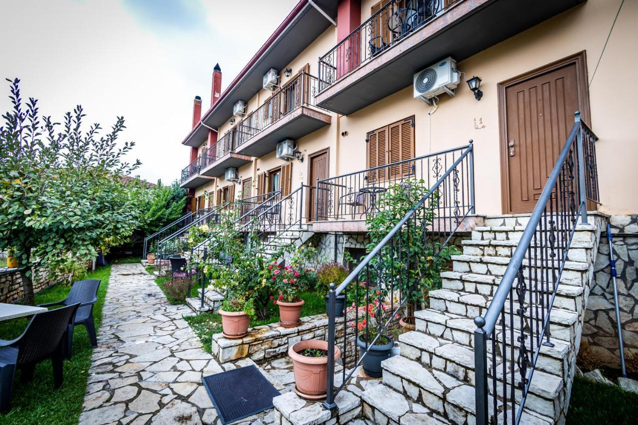 Enastron Hotel Kalavryta Exterior foto
